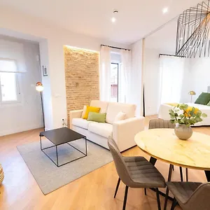 https://chinitas-urban-aparments.es-andalucia.com