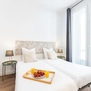 https://precioso-atico-en-centro-historico.hotelsinnerja.org