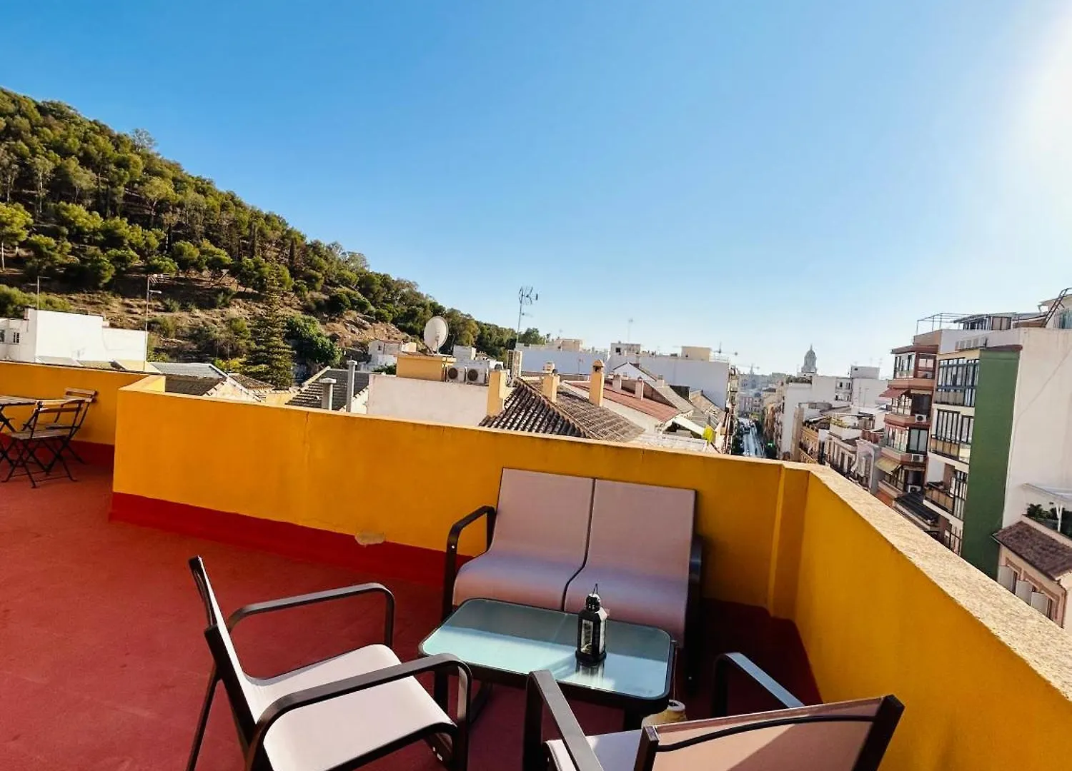 Terrace Relax Apartment. City & Beach Málaga Appartement